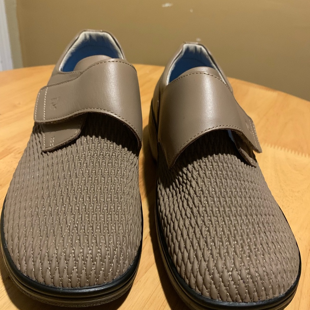 Women’s Propet Olivia Slip Ons